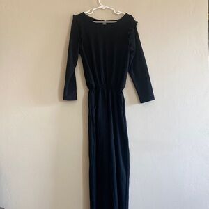 Simple Black Long Sleeve One Jumper